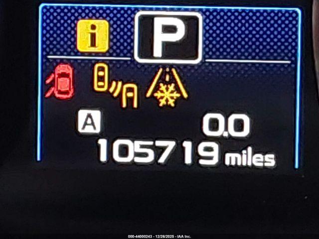 Subaru Outback 2.5i Limited Image 16