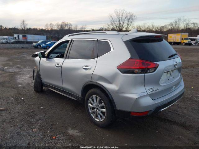 Nissan Rogue Sv Image 3