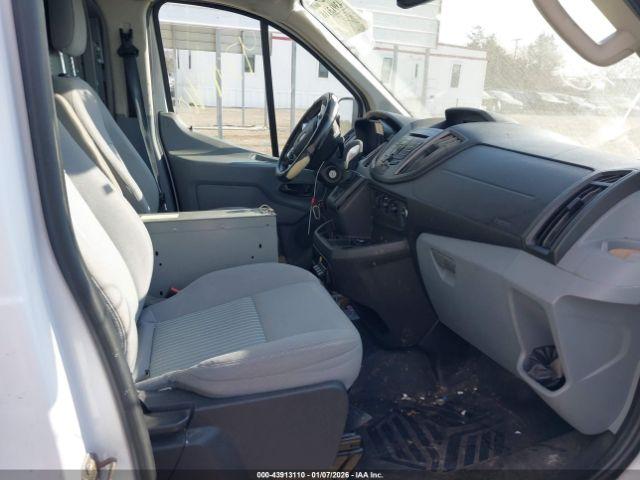 Ford Transit Image 14