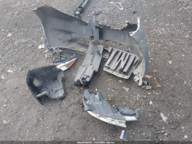 Nissan Versa Sv Image 5