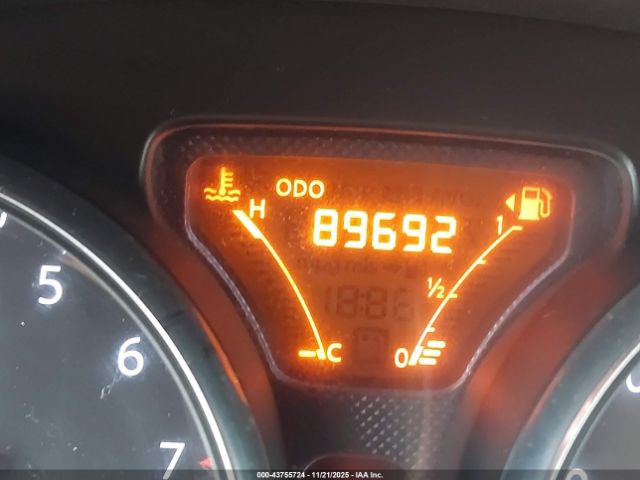 Nissan Versa Sv Image 17