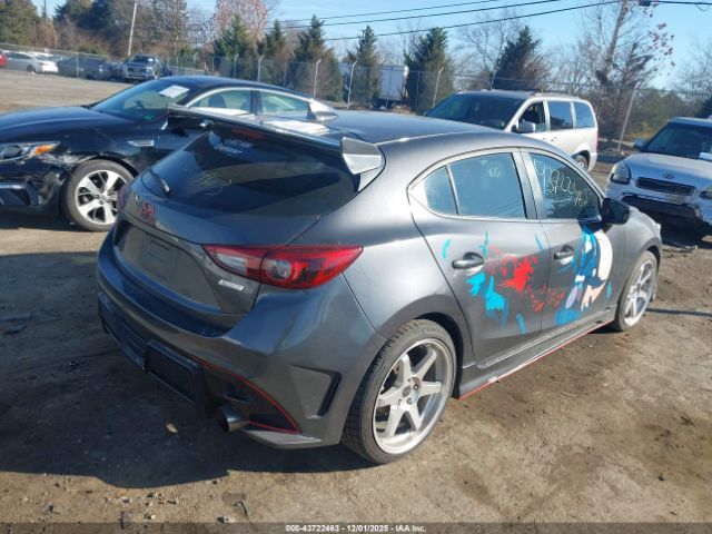 Mazda Mazda3 S Grand Touring Image 4