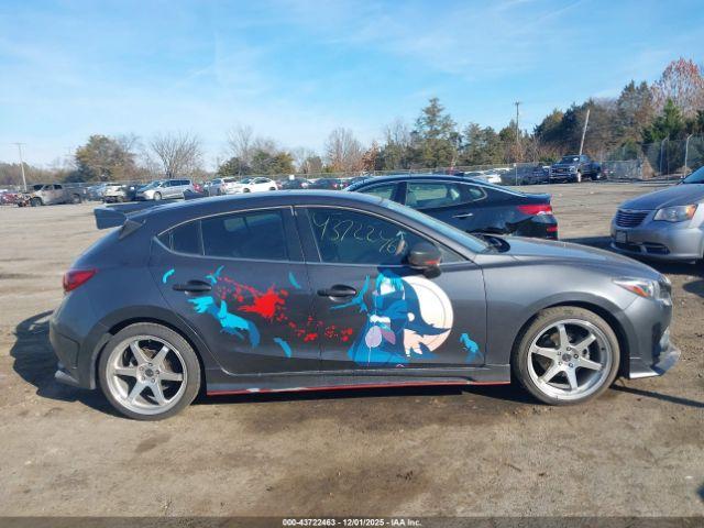 Mazda Mazda3 S Grand Touring Image 11