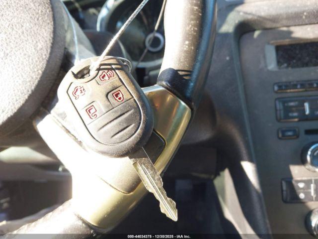 Ford Mustang V6 Image 4