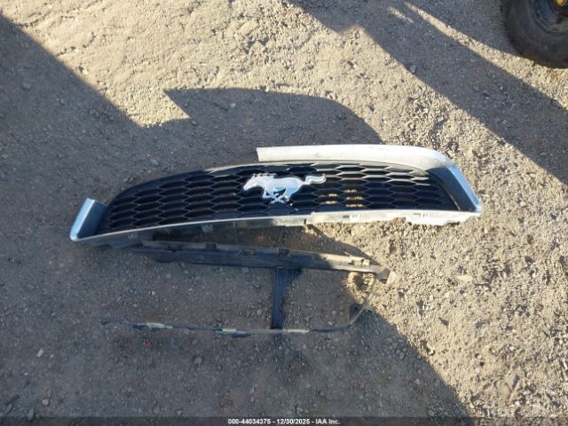 Ford Mustang V6 Image 6