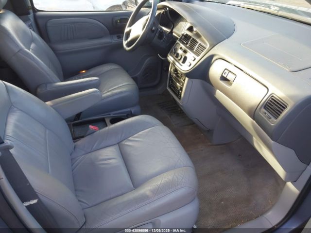 Toyota Sienna Xle Image 9