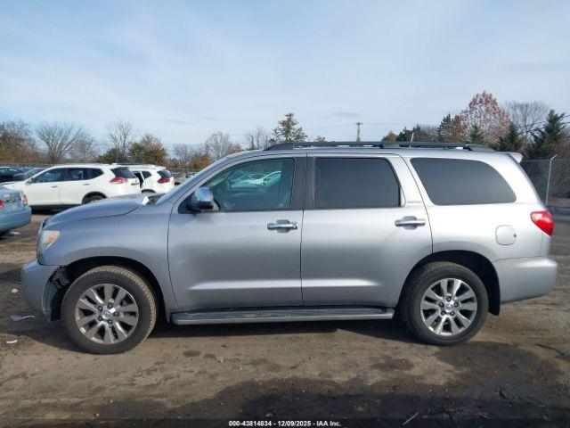 Toyota Sequoia Limited 5.7l V8 Image 12