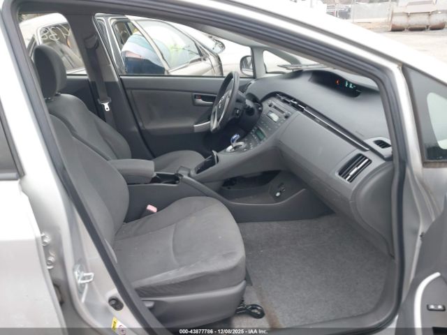 Toyota Prius Ii Image 10