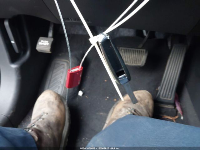 Hyundai SANTA FE 2.4l Image 2