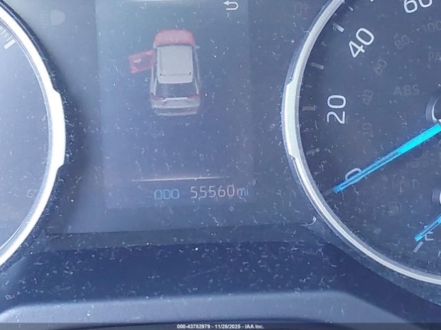 Toyota RAV4 Se Image 16