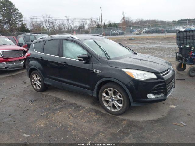  Salvage Ford Escape