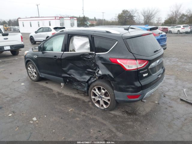 Ford Escape Titanium Image 3