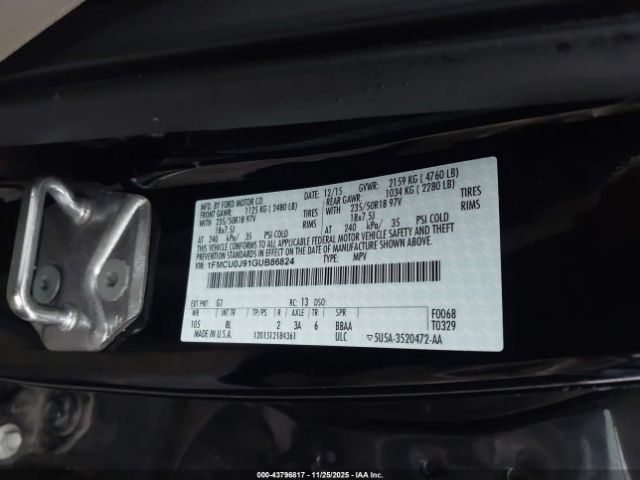 Ford Escape Titanium Image 6