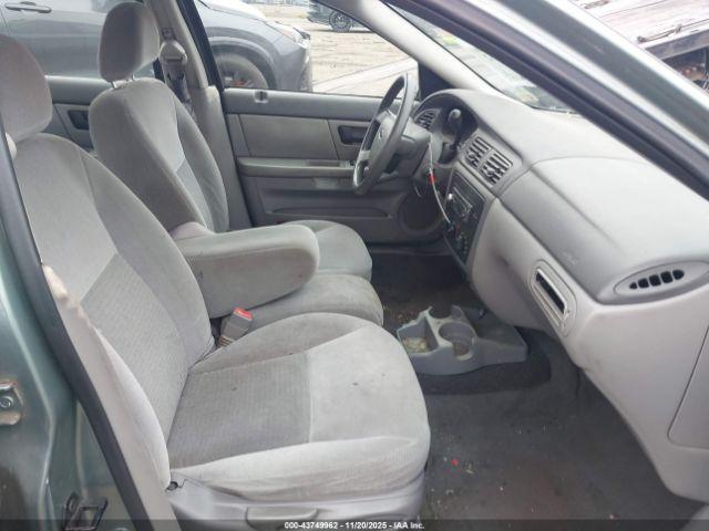 Ford Taurus Se Image 4