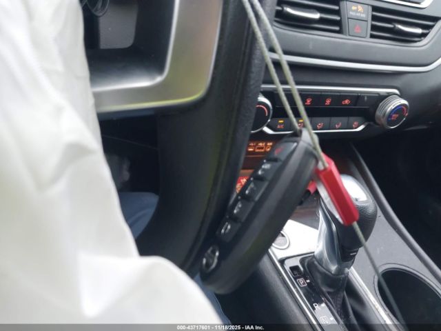 Nissan Altima 2.5 S Image 12