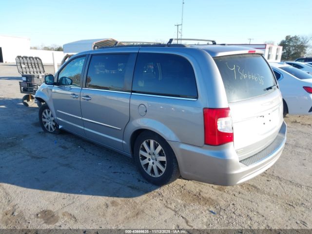 Chrysler Town & Country Touring Image 2