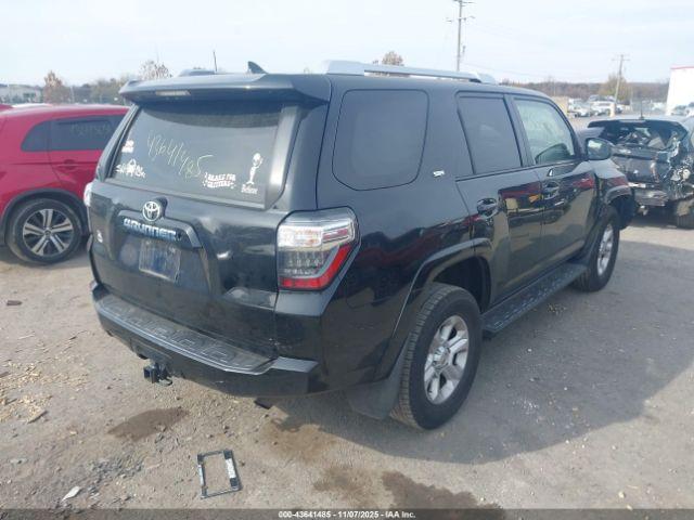 Toyota 4Runner Sr5 Image 6