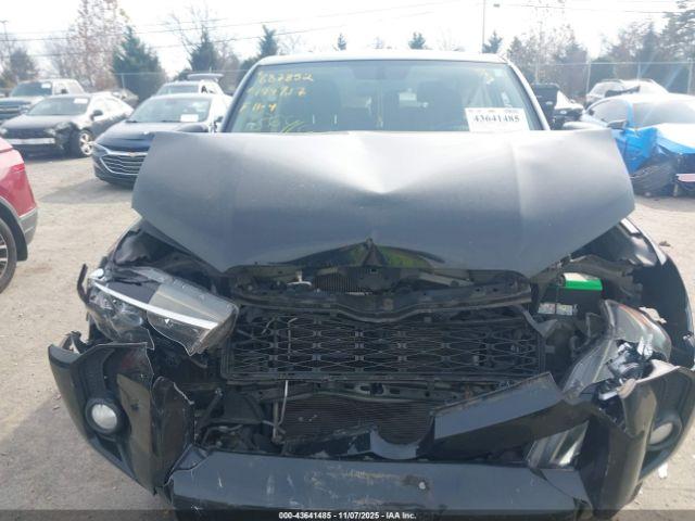 Toyota 4Runner Sr5 Image 13