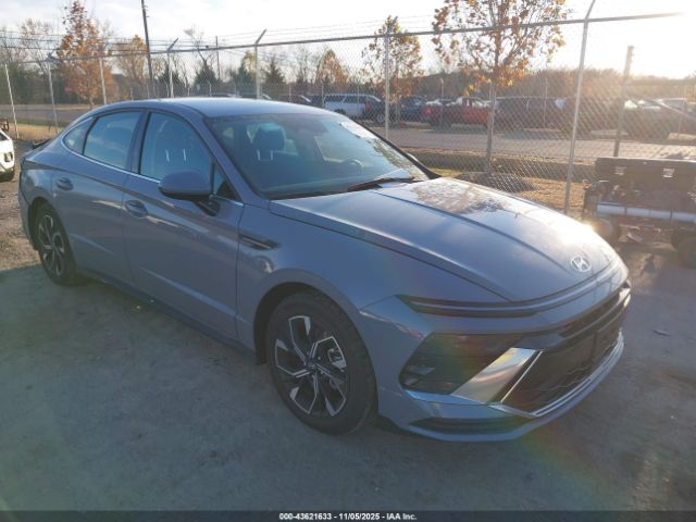 Hyundai SONATA Sel Image 1