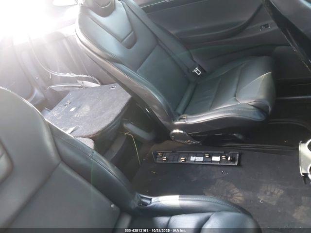 Tesla Model X Image 2