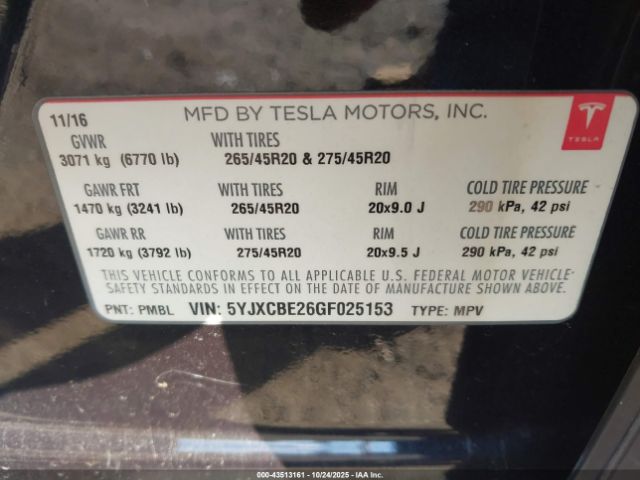 Tesla Model X Image 8