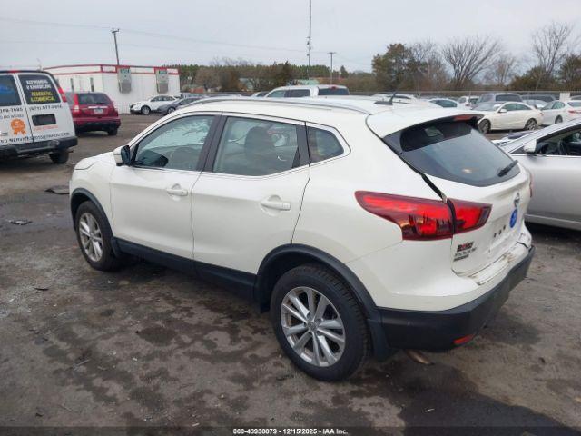 Nissan Rogue Sv Image 14