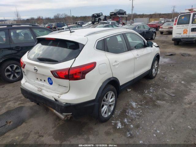 Nissan Rogue Sv Image 4