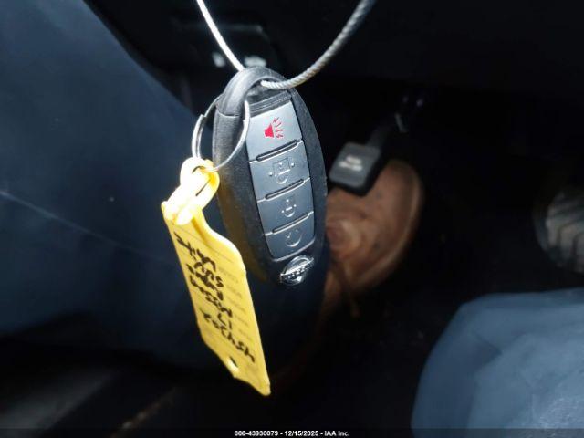 Nissan Rogue Sv Image 12