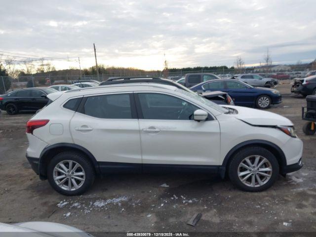 Nissan Rogue Sv Image 16