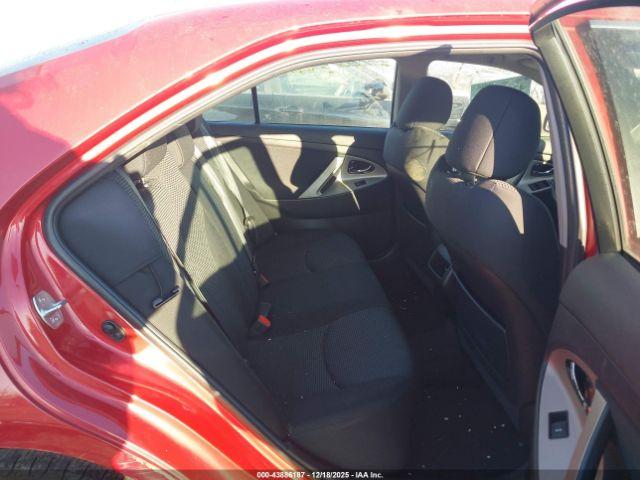 Toyota Camry Se Image 5