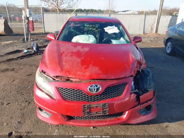 Toyota Camry Se Image 15