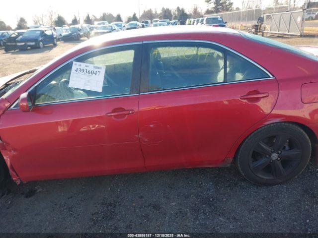 Toyota Camry Se Image 17