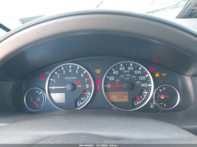 Nissan Pathfinder Se Image 9