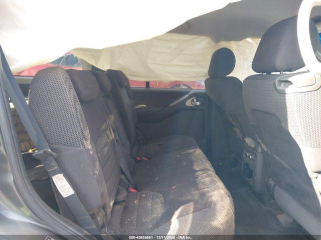 Nissan Pathfinder Se Image 12