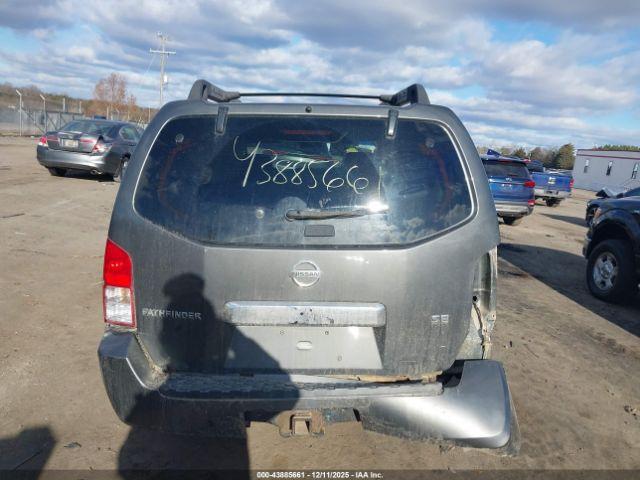 Nissan Pathfinder Se Image 6