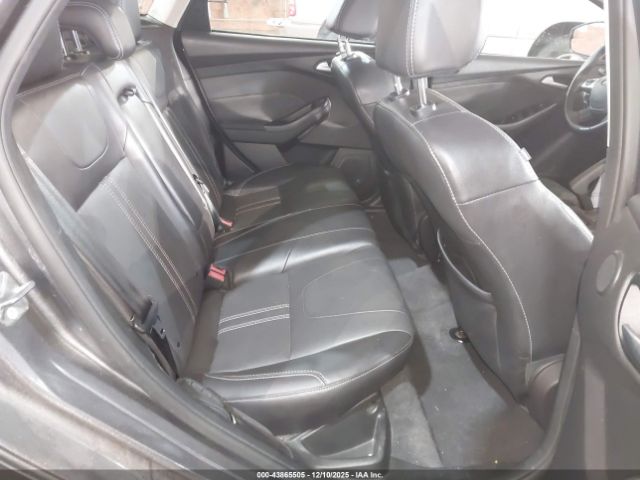 Ford Focus Titanium Image 16