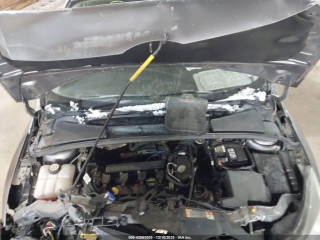 Ford Focus Titanium Image 13