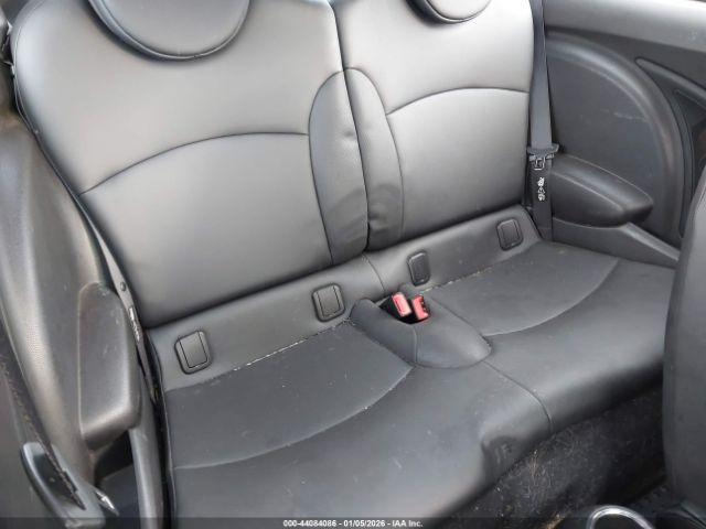 MINI Cooper S Image 8