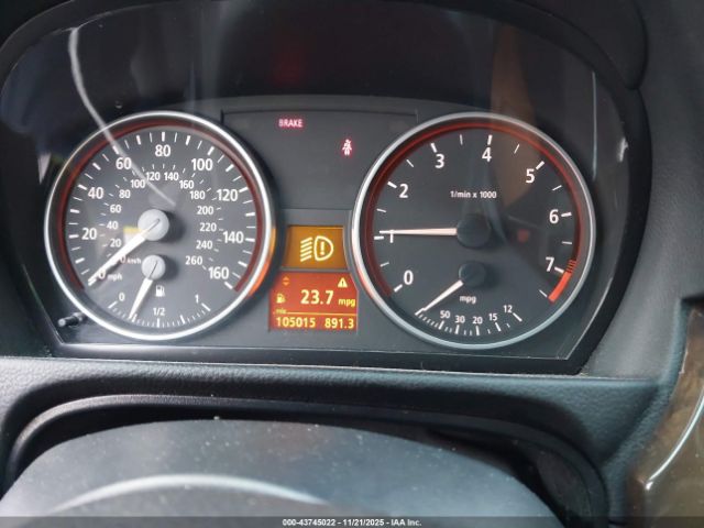 BMW 3 Series Image 10