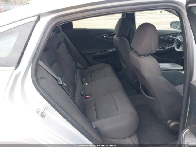 Chevrolet Malibu Fwd Lt Image 3