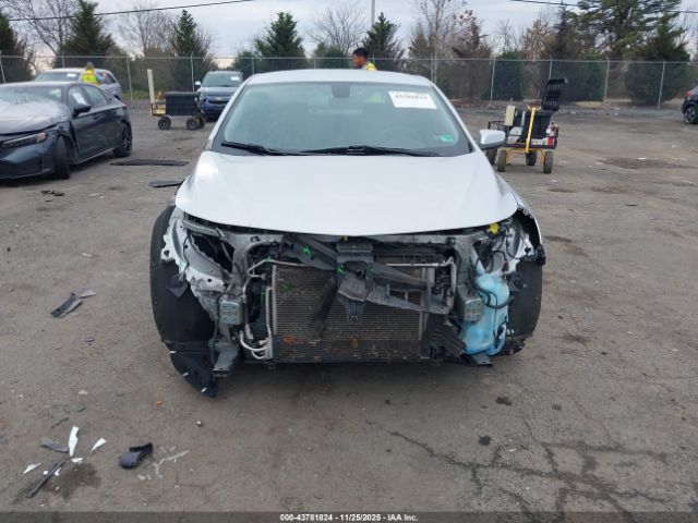 Chevrolet Malibu Fwd Lt Image 11