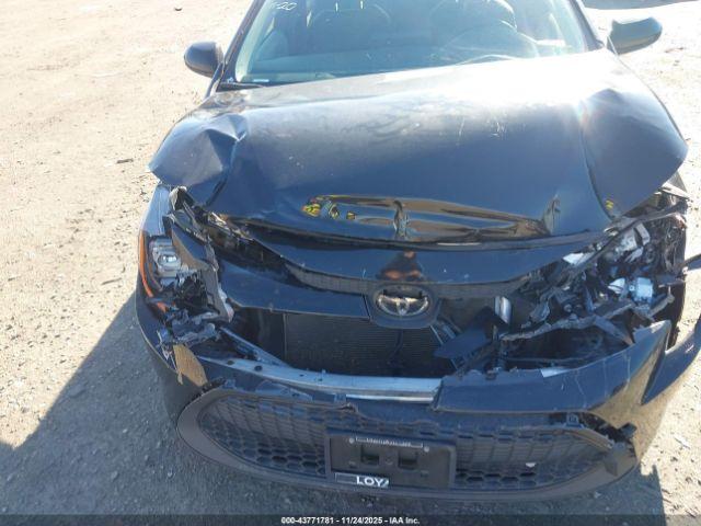 Toyota Corolla Le Image 2