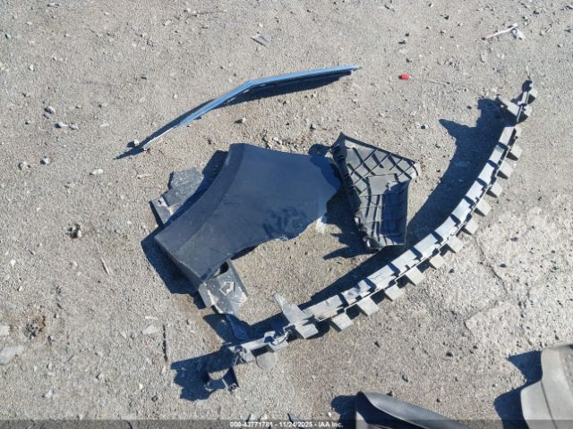 Toyota Corolla Le Image 16