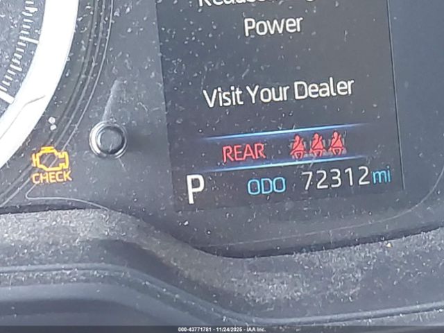 Toyota Corolla Le Image 10