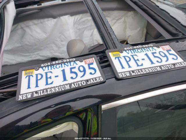 Genesis G80 3.8 Image 11