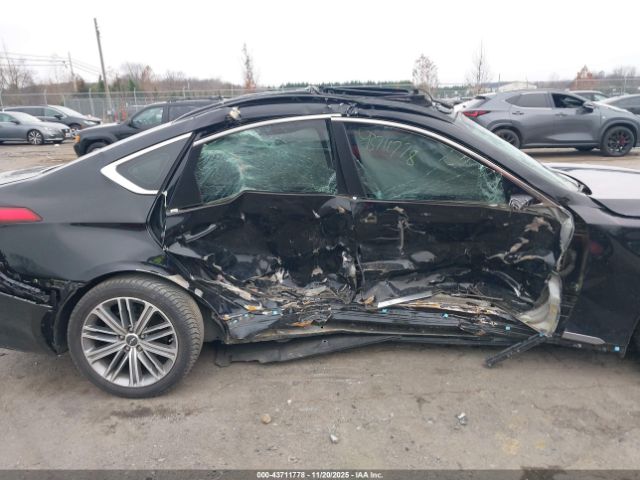 Genesis G80 3.8 Image 13