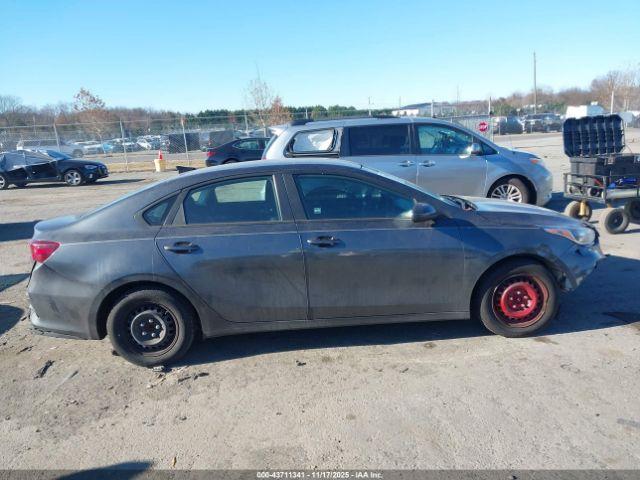 Kia Forte Fe Image 17