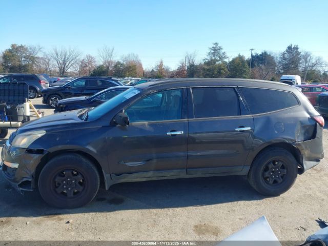 Chevrolet Traverse Ls Image 4