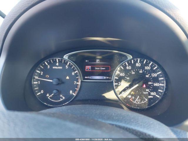 Nissan Altima 2.5 S Image 7