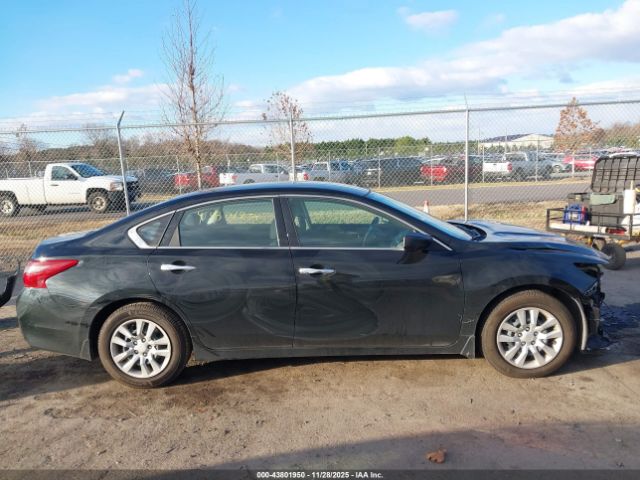 Nissan Altima 2.5 S Image 11